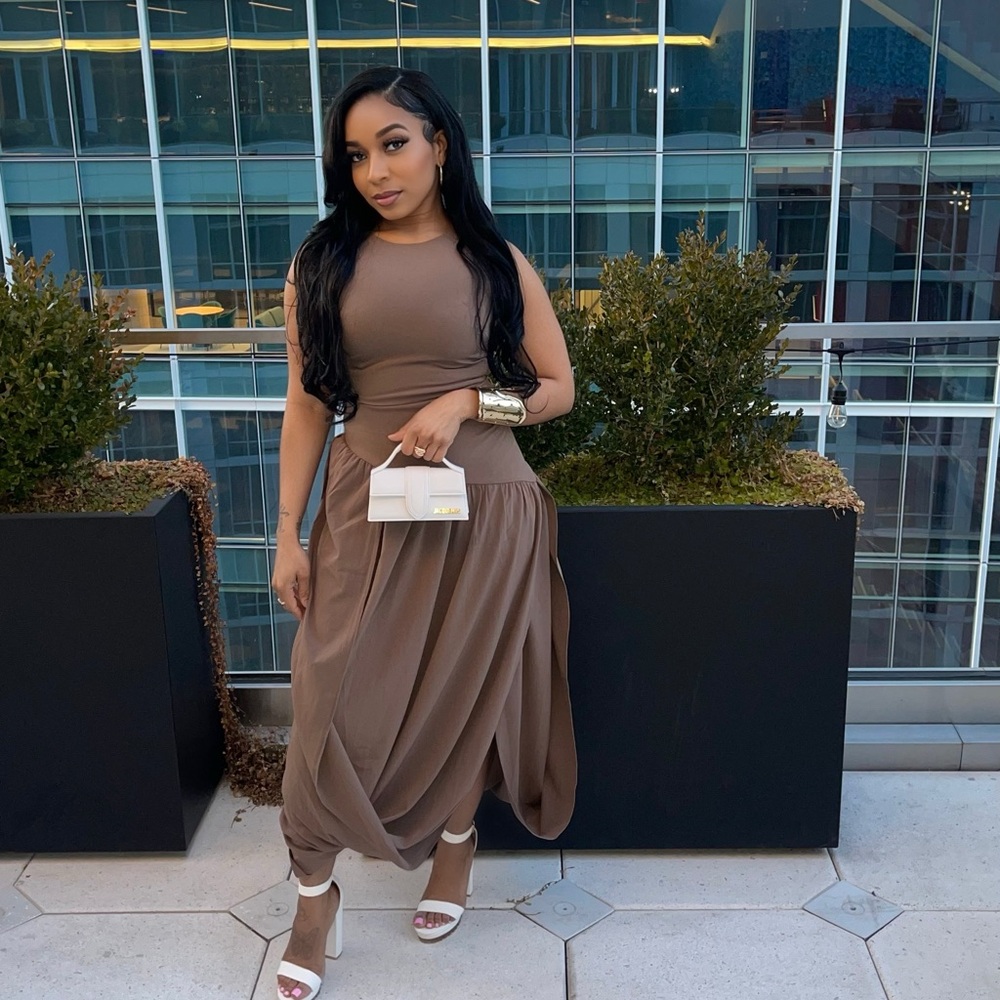 Elegant Brown Maxi Dress
